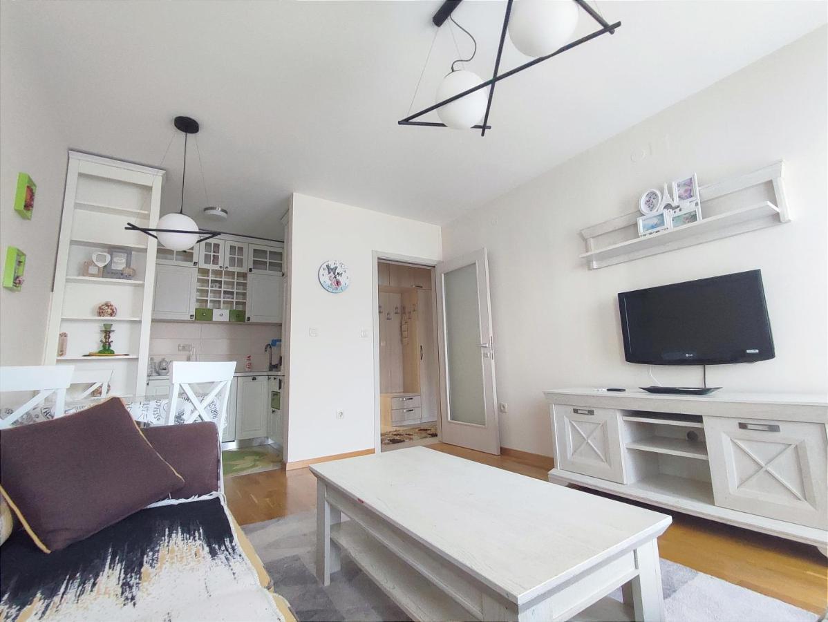City Point Apartment Podgorica Ngoại thất bức ảnh