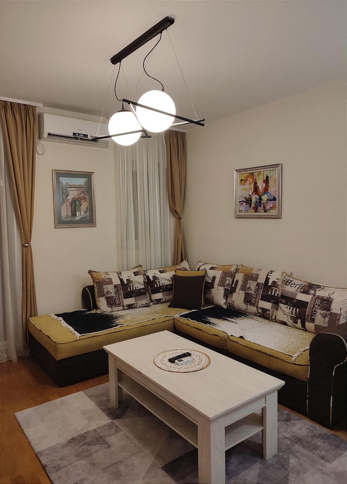 City Point Apartment Podgorica Ngoại thất bức ảnh